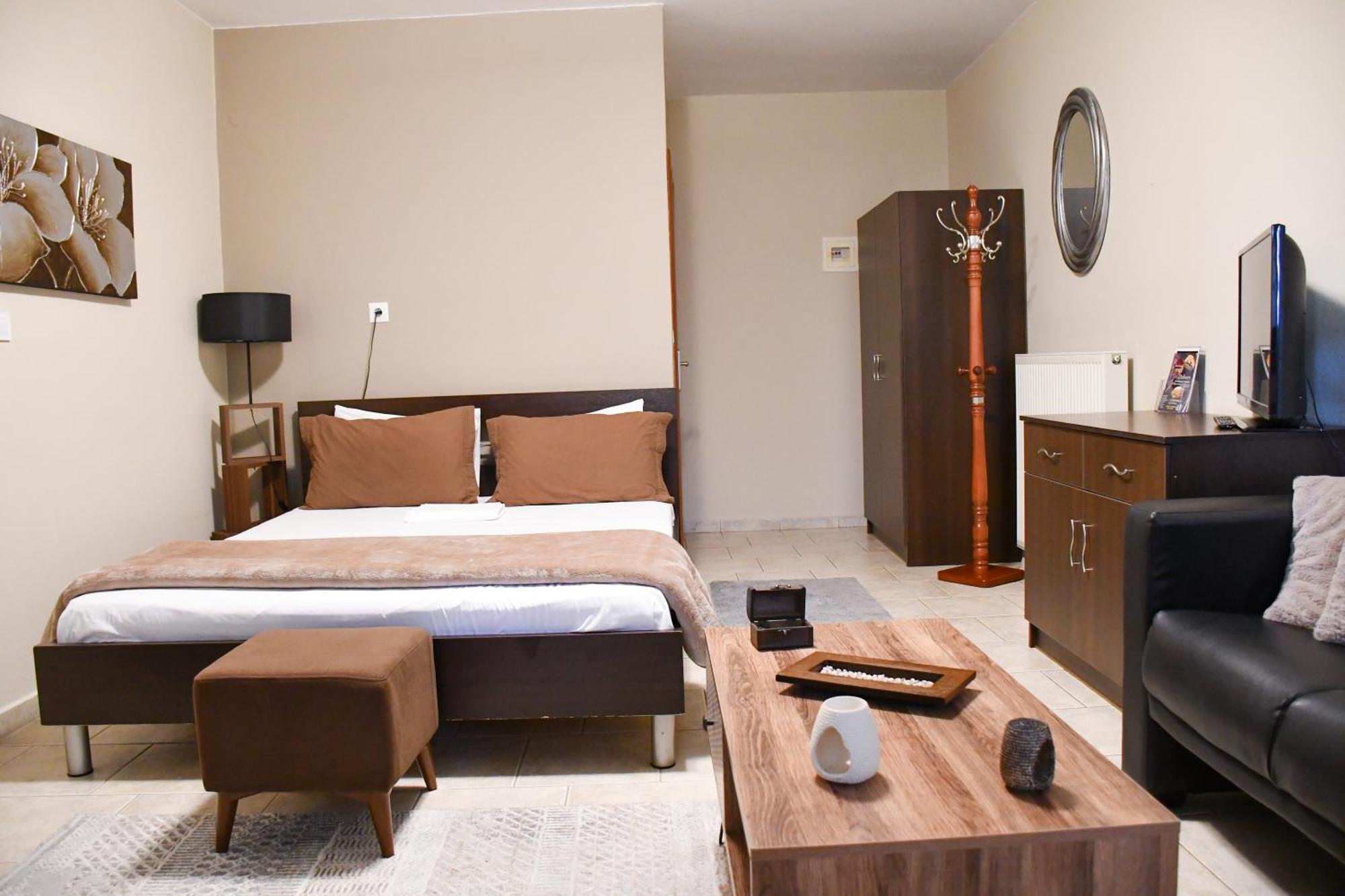 Toula Rooms Ángistron Zewnętrze zdjęcie