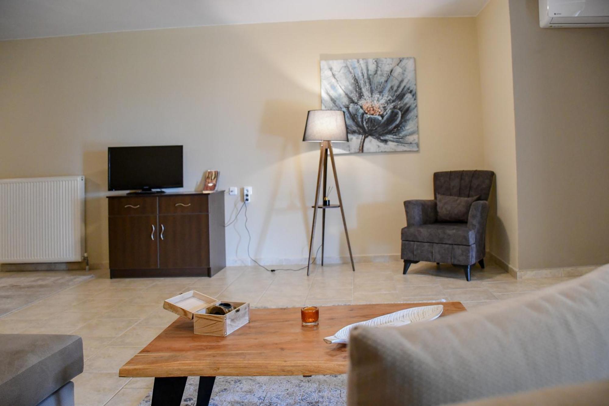 Toula Rooms Ángistron Zewnętrze zdjęcie
