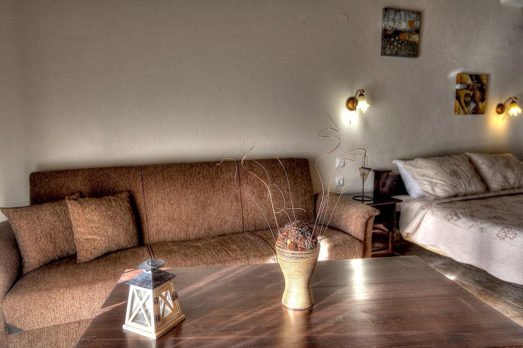 Toula Rooms Ángistron Pokój zdjęcie